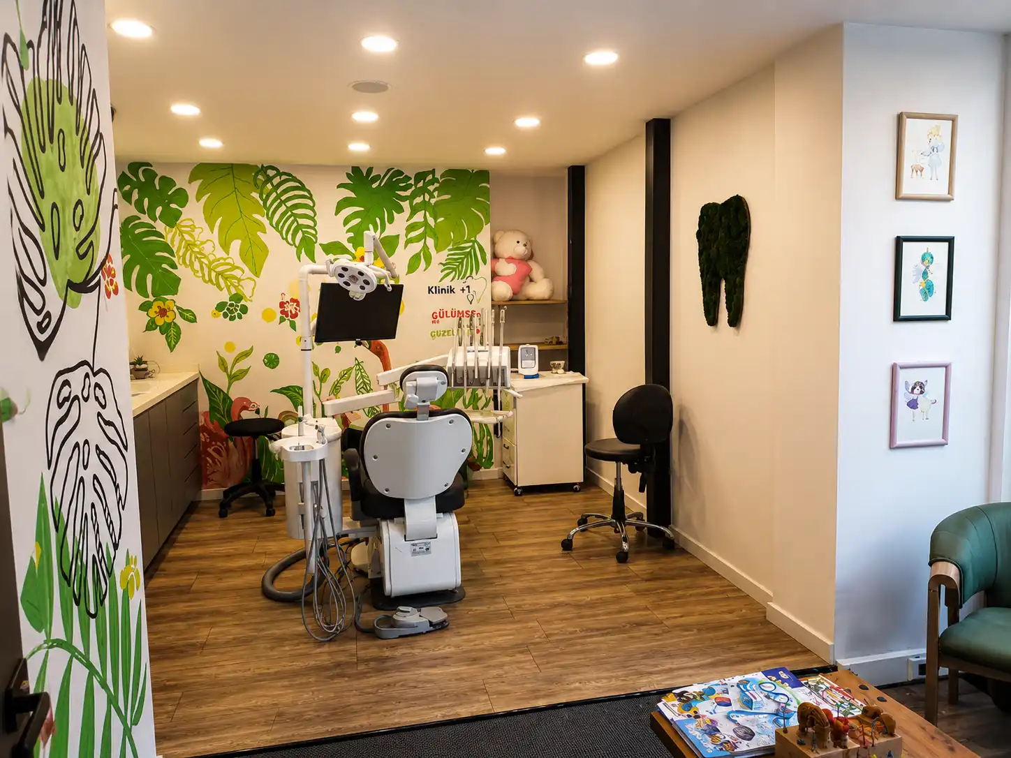 Clinic Plus One Patient Lounge
